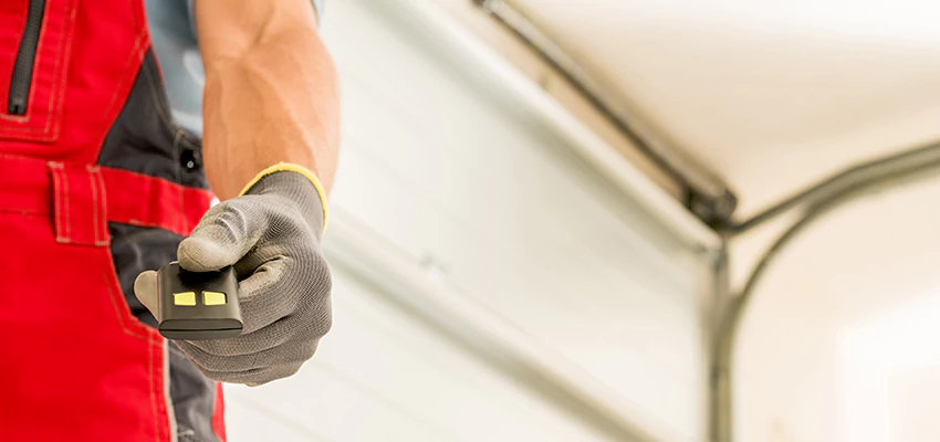 Residential Garage Door Security in North Fair Oaks, California