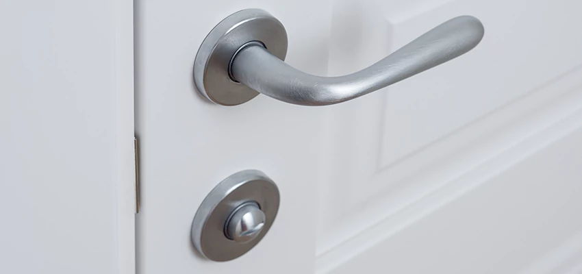 Single-Occupancy Restroom Locks Repair in North Fair Oaks, California