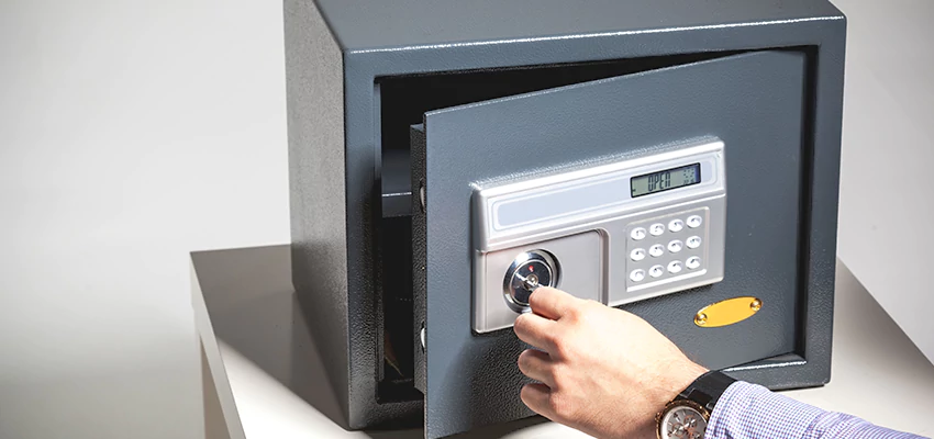 Jewelry Safe Unlocking Service in North Fair Oaks, California