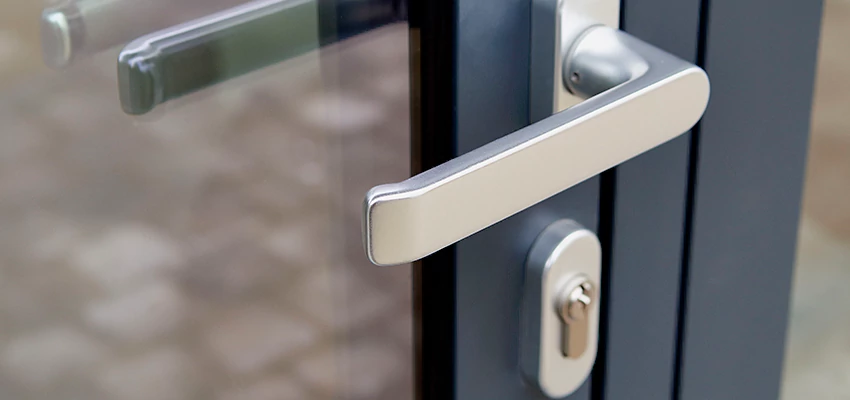 Broken Door Lock Cylinder Repair in North Fair Oaks, California